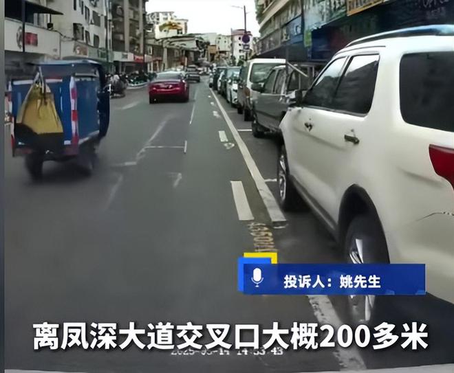 奔驰车司机别停前车后狂砸前车，手段堪比黑社会，男子的身份曝出