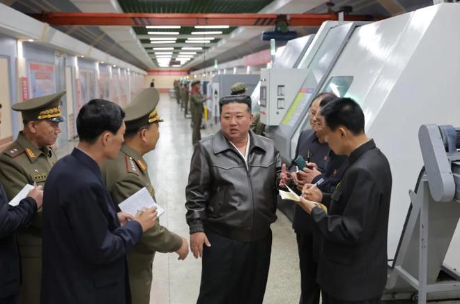 朝鲜驱逐舰下水，出现严重事故，金正恩怒了，有这些官员被抓