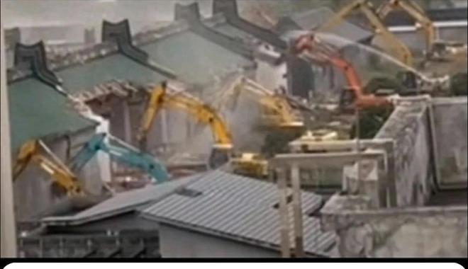 广东豪华建筑“英之园”今被拆除，被拆后的影像曝出，网友爆评
