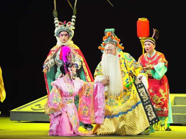赣剧《李迩王》在京展演 中西文化碰撞绽放艺术吸引力