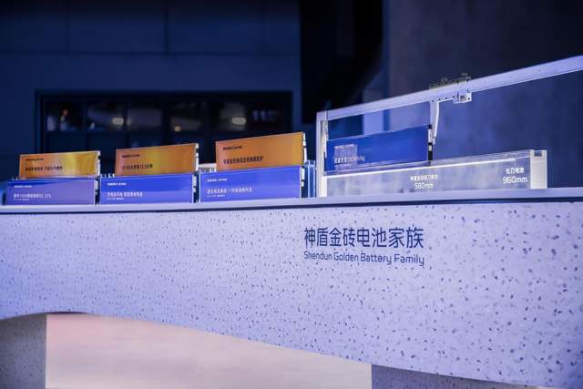 吉利汽车一季度：营收725亿净利56.7亿，新能源全面爆发