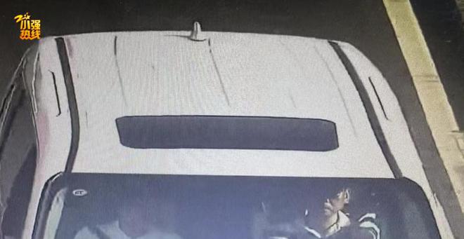 男子提车后发现车顶有划痕，找4S店维权遭拒，查监控明白了