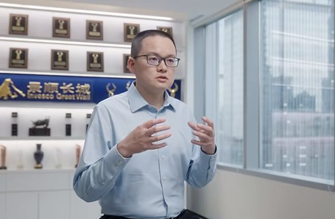 百亿基金经理鲍无可离职，卸任8只产品，曾被投资者评价为“宝藏基金经理”